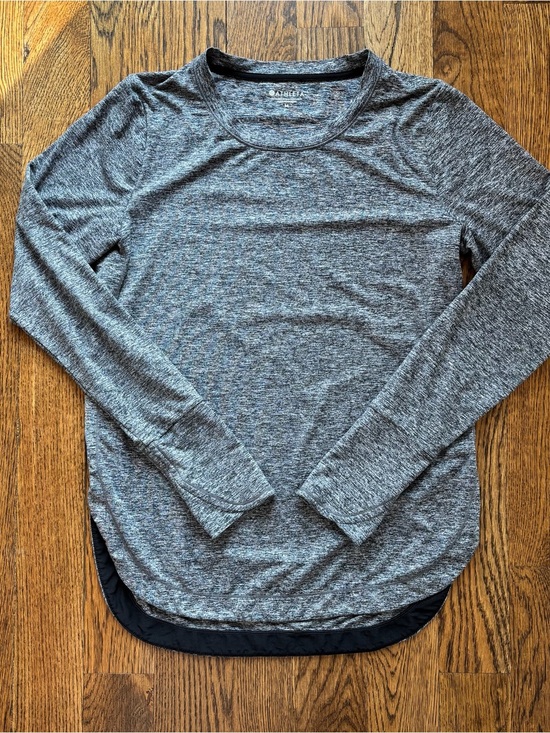 Athleta Tops - Athleta Heather Gray Long-Sleeve Performance Top | Women’s Medium